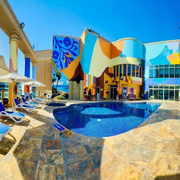 Oryx Hotel front view