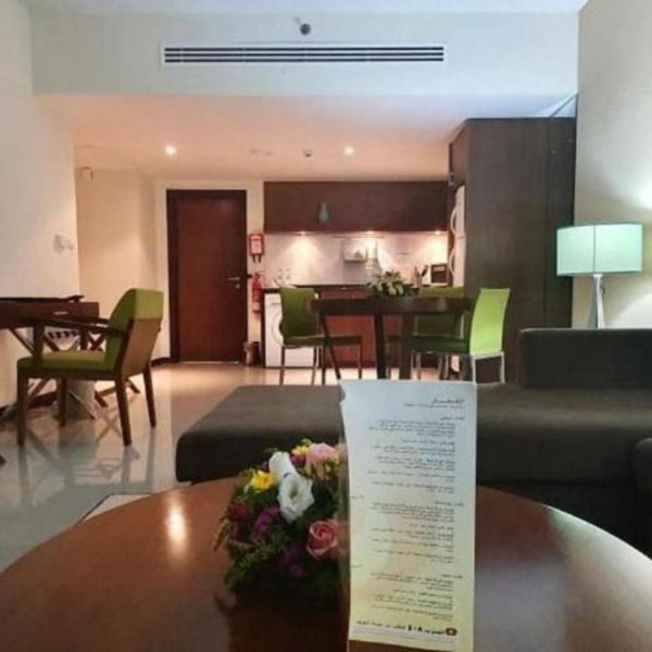 Phoenix Plaza Hotel Apartments front view