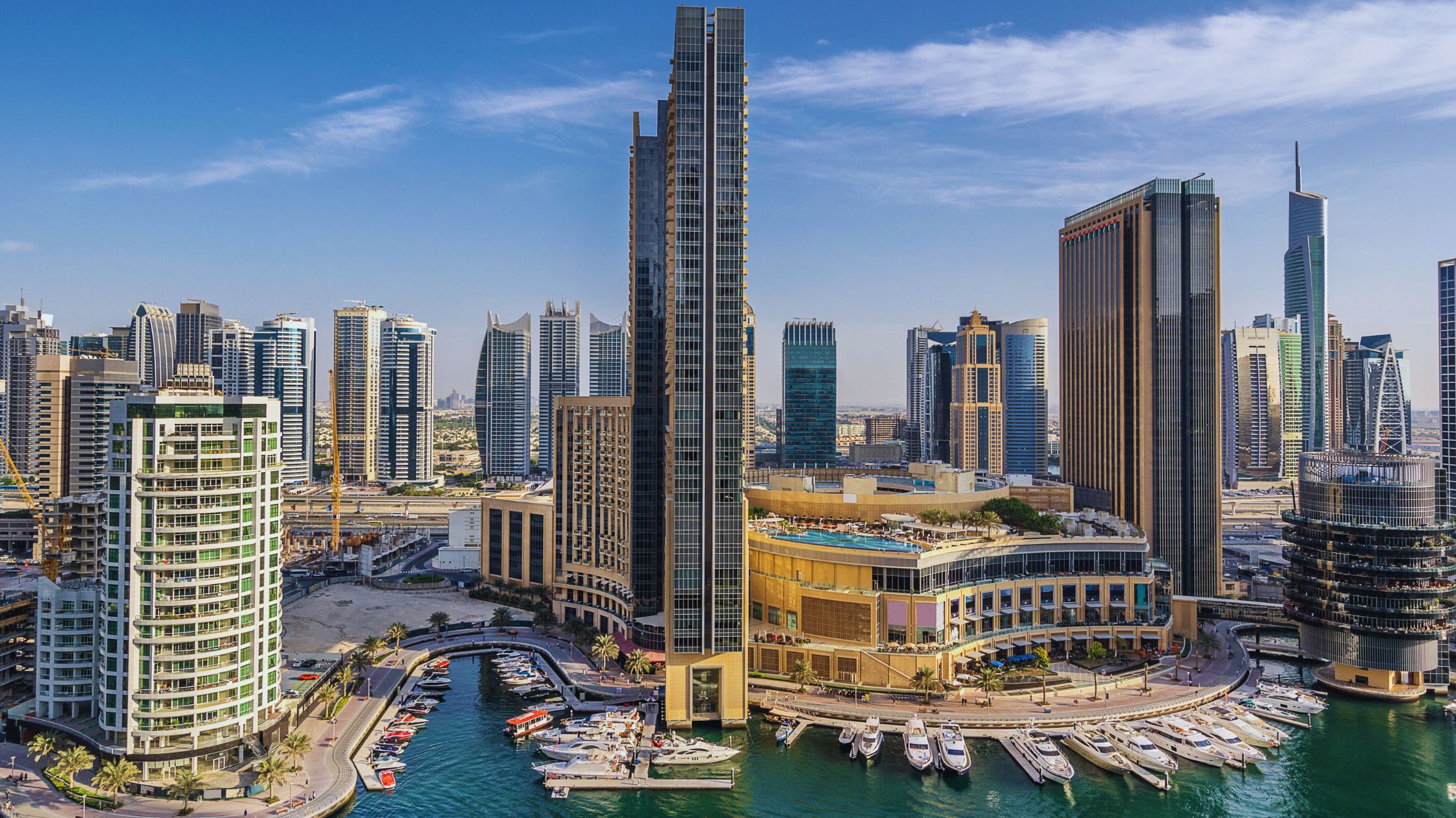 Why Hotel Apartments in Dubai Are a Perfect Choice for Families and Groups