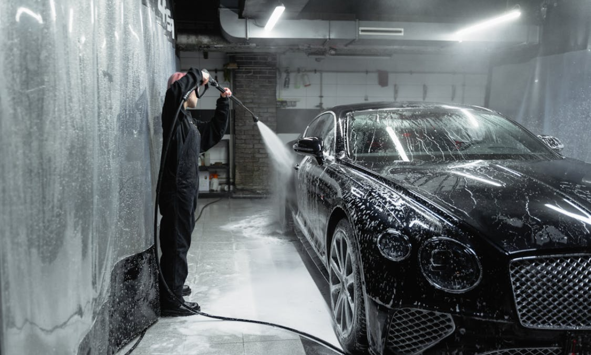 Top 10 Car Wash Services in Ras Al Khaimah for a Spotless Shine
