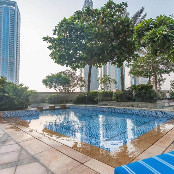 1B-LoftC-104 by bnbmehomes front view