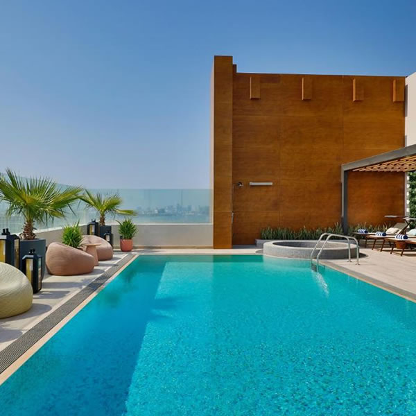 Courtyard by Marriott Culture Village, Dubai Swimming Pool