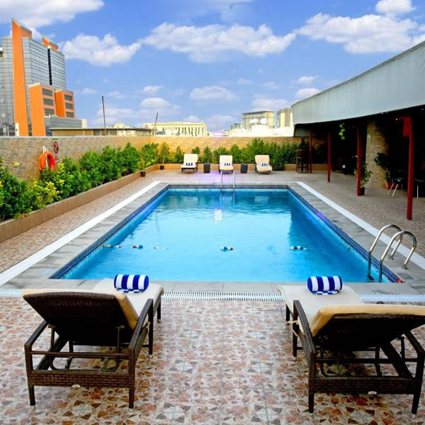 Excelsior Hotel Downtown front view