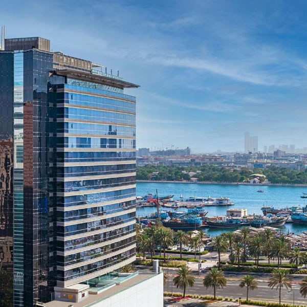 Golden Sands Hotel Creek front view