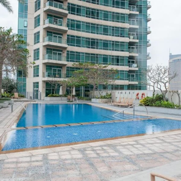 GuestReady - Urban Decadence front view