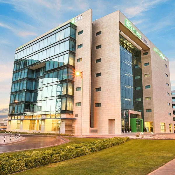 Ibis Styles Dubai Jumeira front view