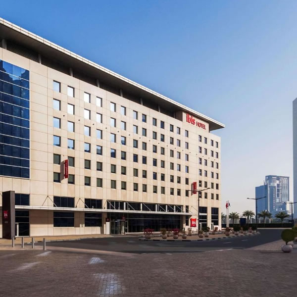 Ibis World Trade Centre front view