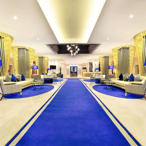 Hotel Mercure Gold Hotel Al Mina Road Dubai front view