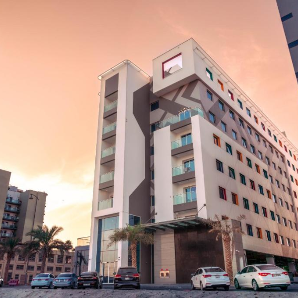 Resivation Hotel front view