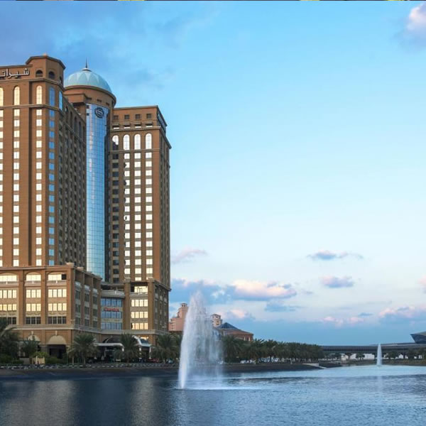 Sheraton Mall of the Emirates Hotel, Dubai front view