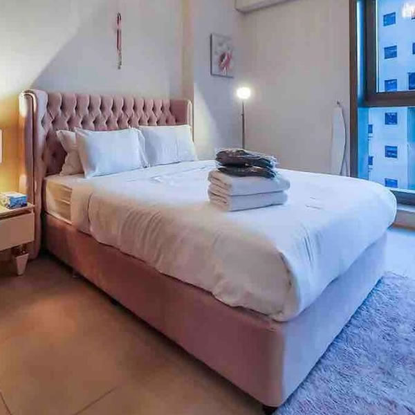 Sparkle Towers Dubai Marina front view