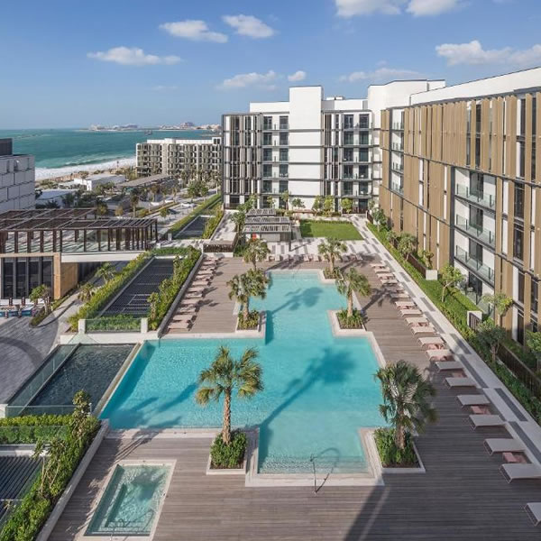 The Residences Caesars Palace Bluewaters front view