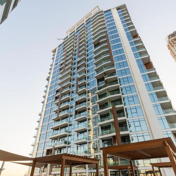 Ultimate Stay front view