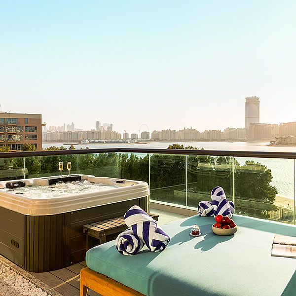 Taj Exotica Resort & Spa, The Palm, Dubai front view